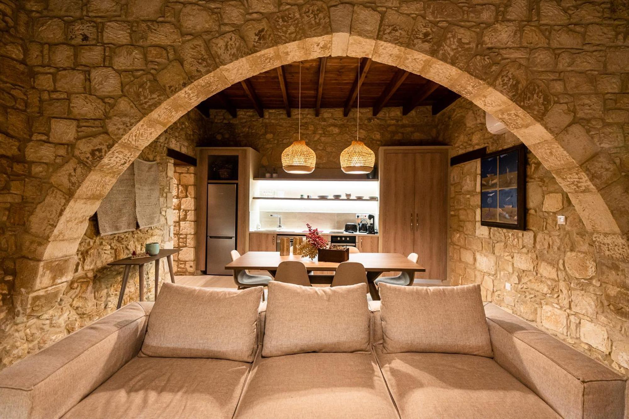 Harma Traditional Boutique Suites Πάφος Δωμάτιο φωτογραφία