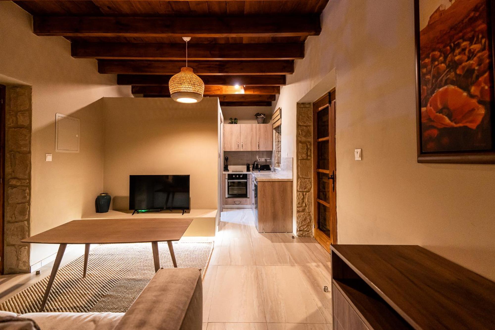Harma Traditional Boutique Suites Πάφος Δωμάτιο φωτογραφία